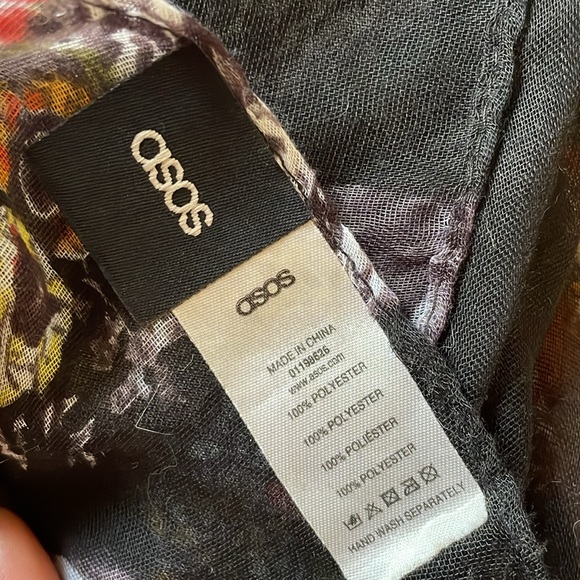 ASOS Sheer Skull Shawl/Scarf - Picture 5 of 5